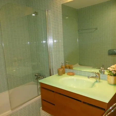 Apartment Algarve T2 With Pool And Balcony In Olhao