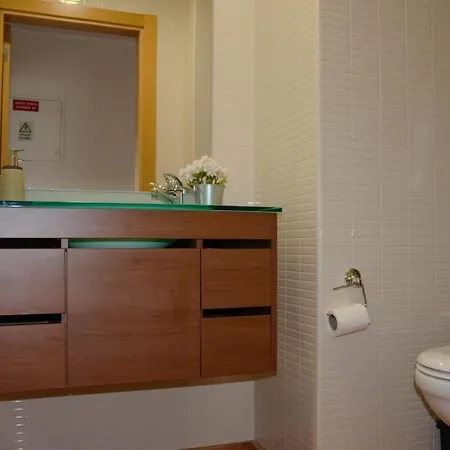 Апартаменты Algarve T2 With Pool And Balcony In