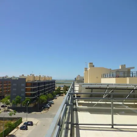 Appartement Algarve T2 With Pool And Balcony In