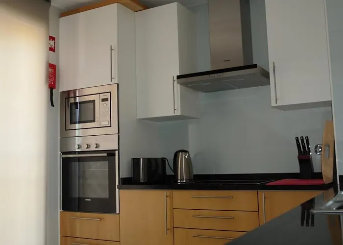 Algarve T2 With Pool And Balcony In * Olhão