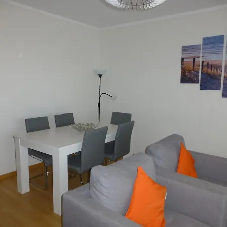 Algarve T2 With Pool And Balcony In Olhão